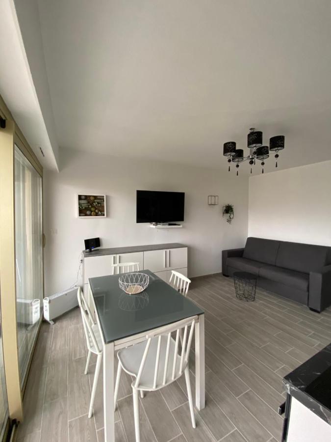 Superbe Appartement Renove A Neuf A 100M De La Mer Juan-les-Pins Luaran gambar